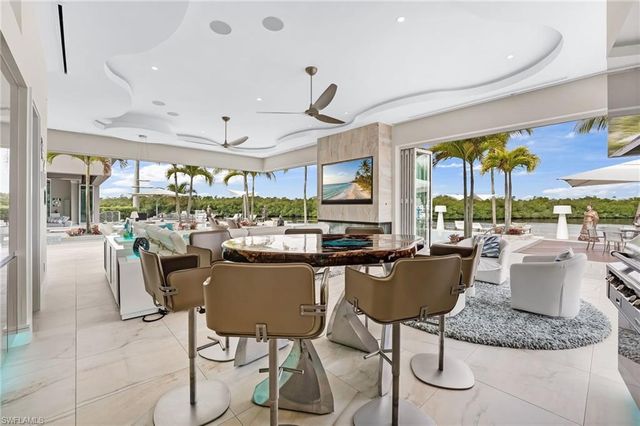 103 Montrose DR, Fort Myers, FL 33919