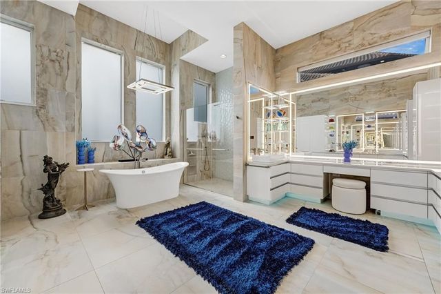 103 Montrose DR, Fort Myers, FL 33919