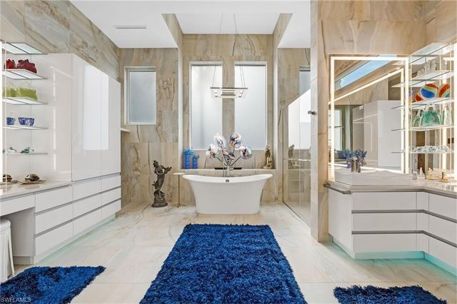 103 Montrose DR, Fort Myers, FL 33919