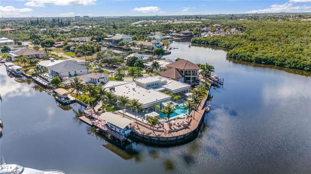 103 Montrose DR, Fort Myers, FL 33919