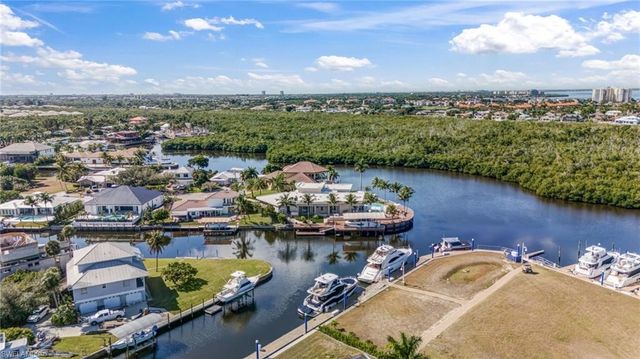 103 Montrose DR, Fort Myers, FL 33919