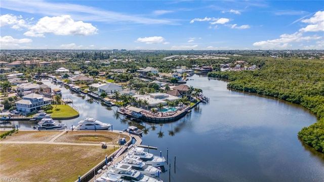 103 Montrose DR, Fort Myers, FL 33919