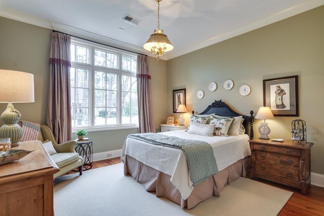 4809 NORMANDY LN, Memphis, TN 38117