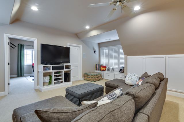 4809 NORMANDY LN, Memphis, TN 38117