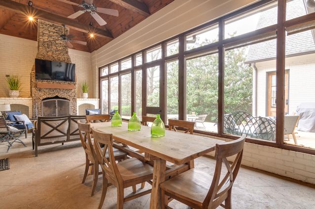 4809 NORMANDY LN, Memphis, TN 38117