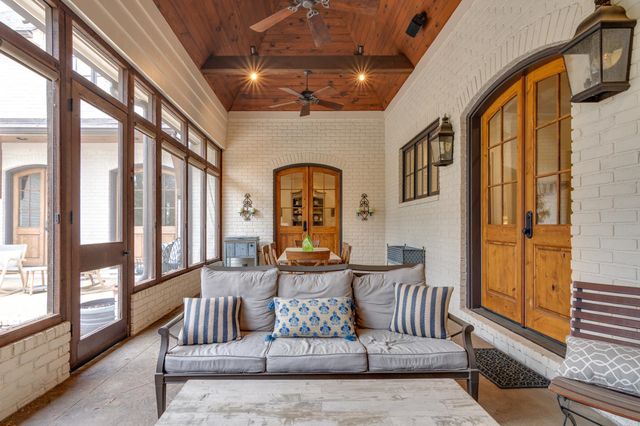 4809 NORMANDY LN, Memphis, TN 38117