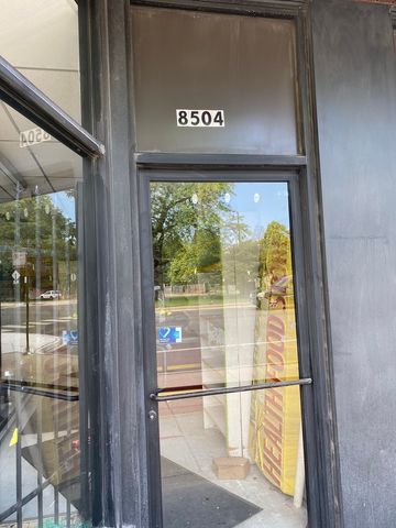 8504 S STONY ISLAND Avenue, Chicago, IL 60617