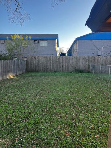 6514 Culmore Drive A, Houston, TX 77087