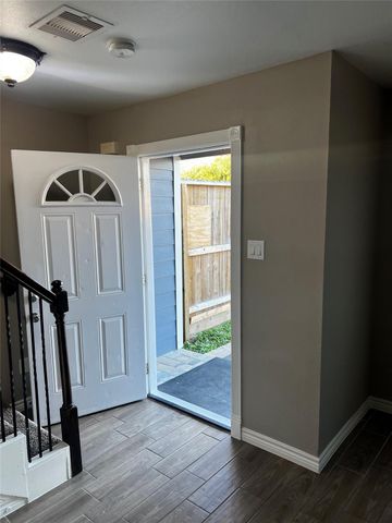 6514 Culmore Drive A, Houston, TX 77087