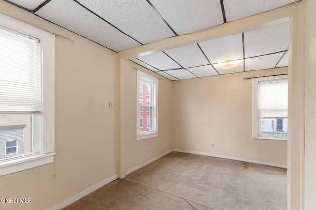 52 Ida Street, Troy, NY 12180