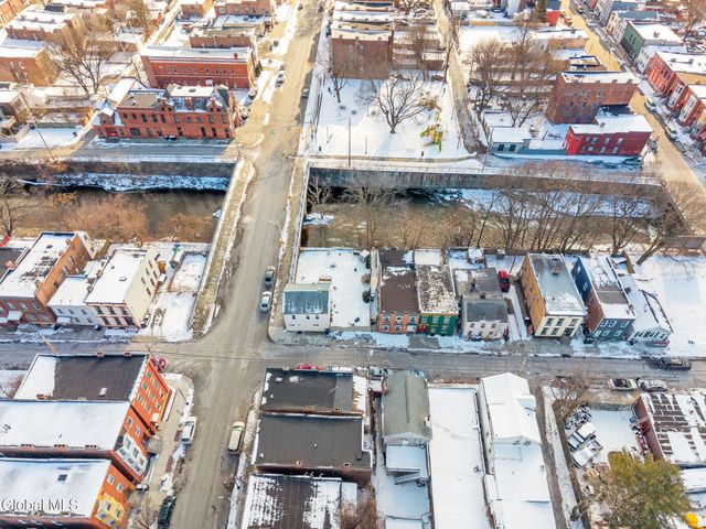 52 Ida Street, Troy, NY 12180