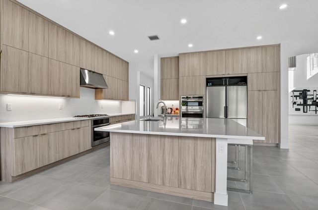 8366 Essex Country Club Drive, Boca Raton, FL 33434