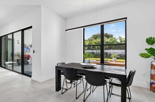 8366 Essex Country Club Drive, Boca Raton, FL 33434