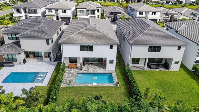 8366 Essex Country Club Drive, Boca Raton, FL 33434