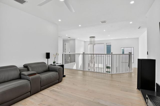 8366 Essex Country Club Drive, Boca Raton, FL 33434