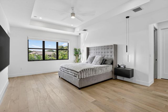 8366 Essex Country Club Drive, Boca Raton, FL 33434