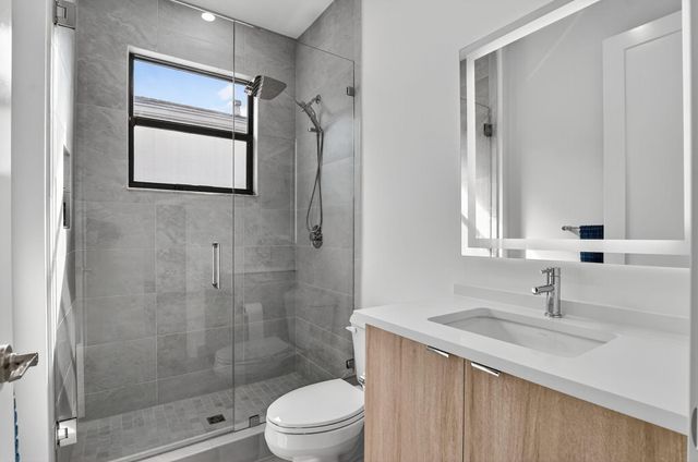 8366 Essex Country Club Drive, Boca Raton, FL 33434