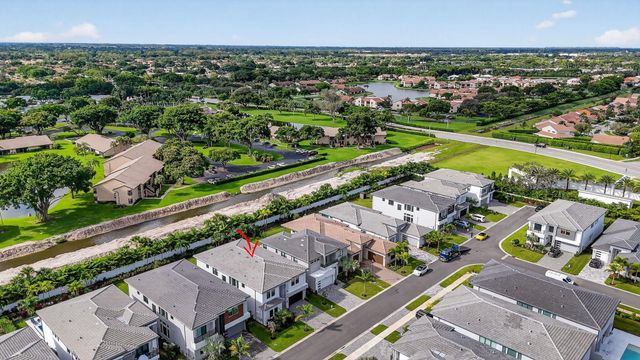 8366 Essex Country Club Drive, Boca Raton, FL 33434