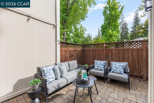 104 Garden Creek Pl, Danville, CA 94526