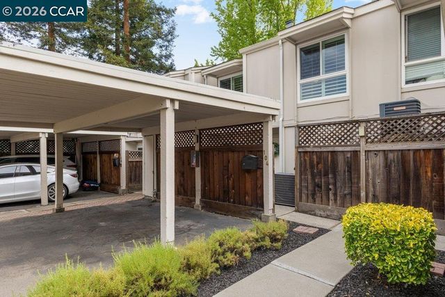 104 Garden Creek Pl, Danville, CA 94526