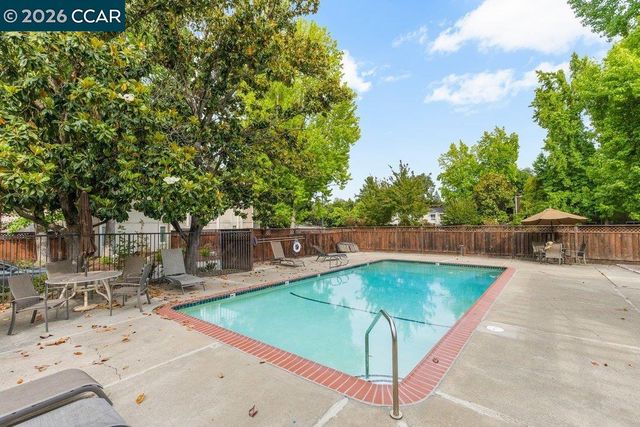 104 Garden Creek Pl, Danville, CA 94526