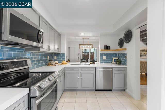 104 Garden Creek Pl, Danville, CA 94526