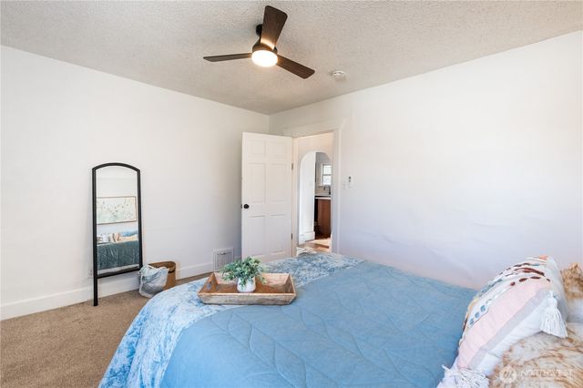 857 E 43RD Street, Tacoma, WA 98404