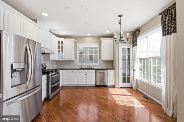 45 TREE SWALLOW DR, Princeton, NJ 08540