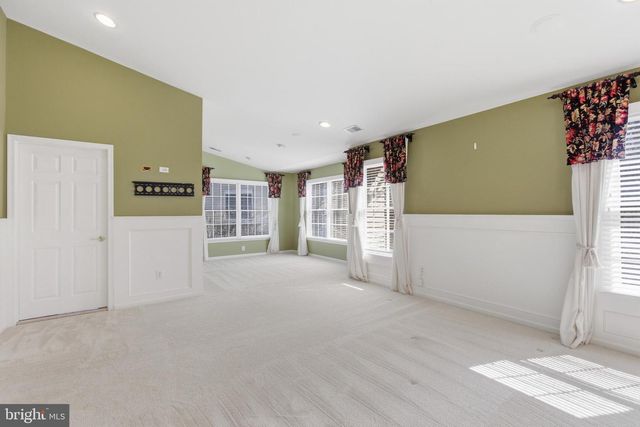 45 TREE SWALLOW DR, Princeton, NJ 08540