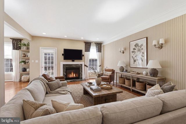 45 TREE SWALLOW DR, Princeton, NJ 08540
