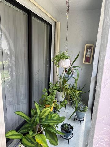 18230 Mediterranean Blvd 1303, Hialeah, FL 33015