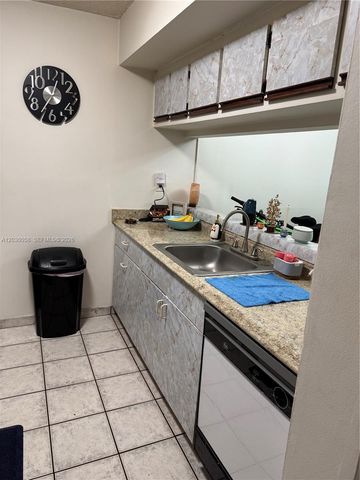 18230 Mediterranean Blvd 1303, Hialeah, FL 33015