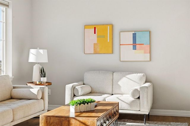 7363 S Scottsburg Way, Aurora, CO 80016