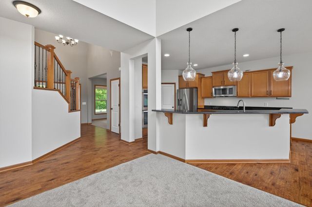 17330 50th Avenue N, Plymouth, MN 55446