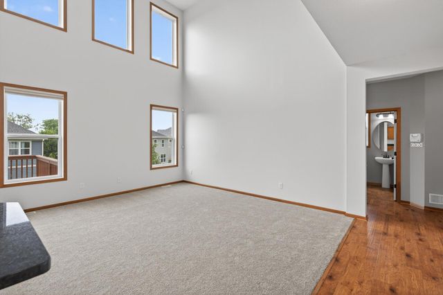 17330 50th Avenue N, Plymouth, MN 55446