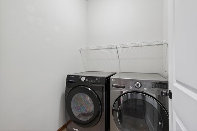 17330 50th Avenue N, Plymouth, MN 55446