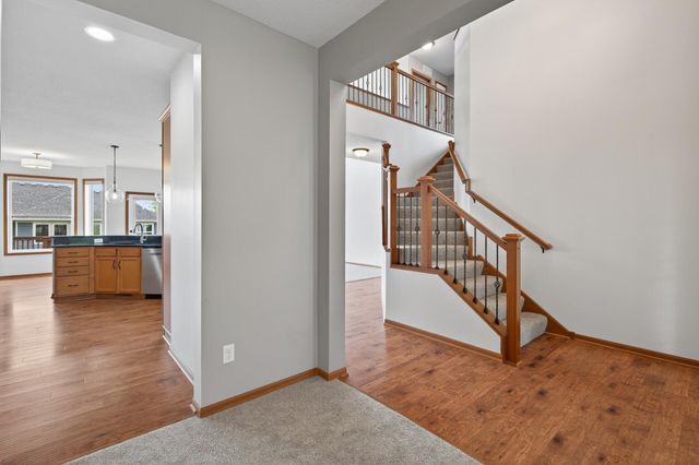 17330 50th Avenue N, Plymouth, MN 55446