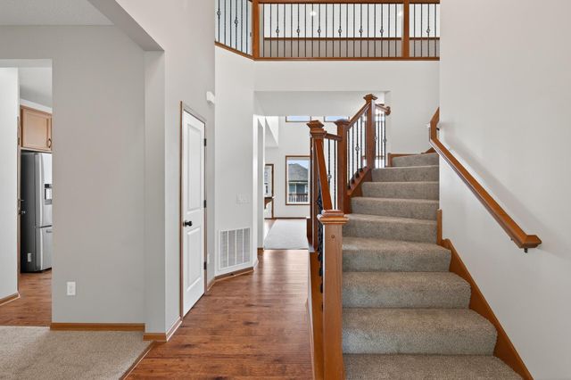 17330 50th Avenue N, Plymouth, MN 55446