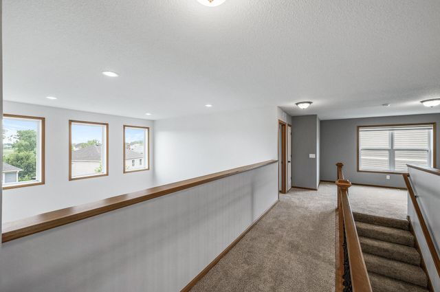 17330 50th Avenue N, Plymouth, MN 55446