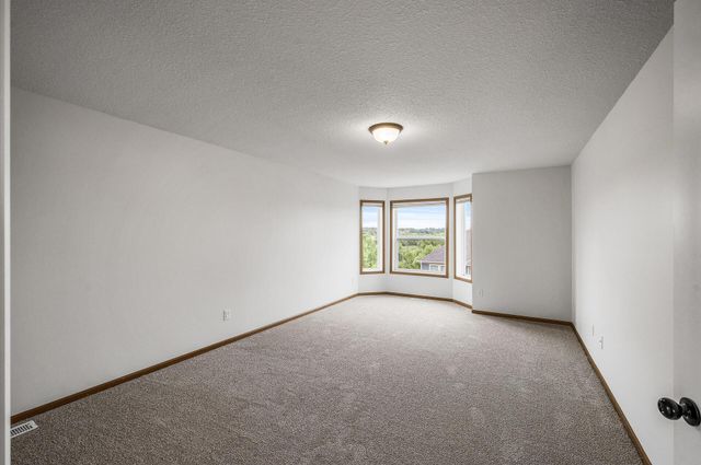 17330 50th Avenue N, Plymouth, MN 55446