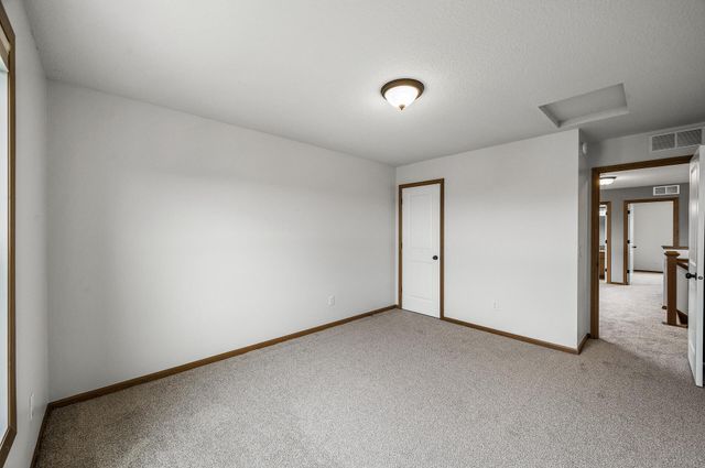 17330 50th Avenue N, Plymouth, MN 55446