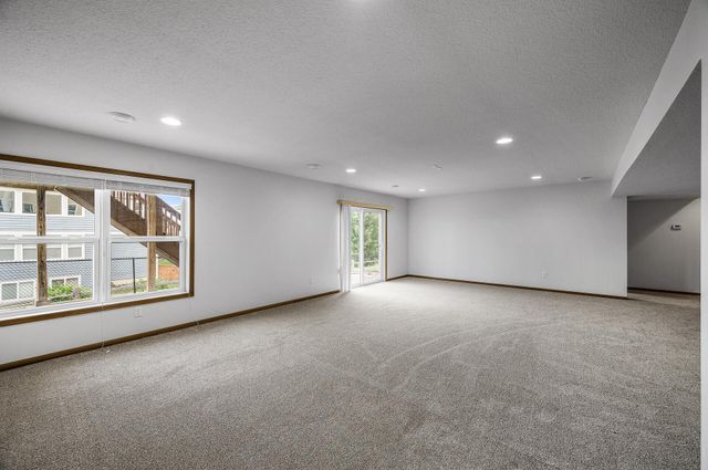 17330 50th Avenue N, Plymouth, MN 55446