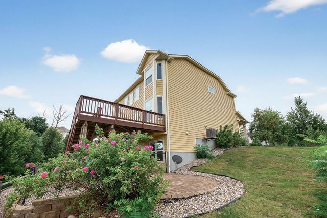 17330 50th Avenue N, Plymouth, MN 55446