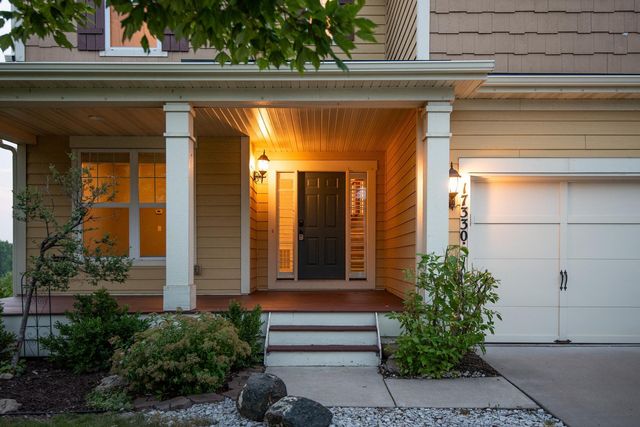 17330 50th Avenue N, Plymouth, MN 55446