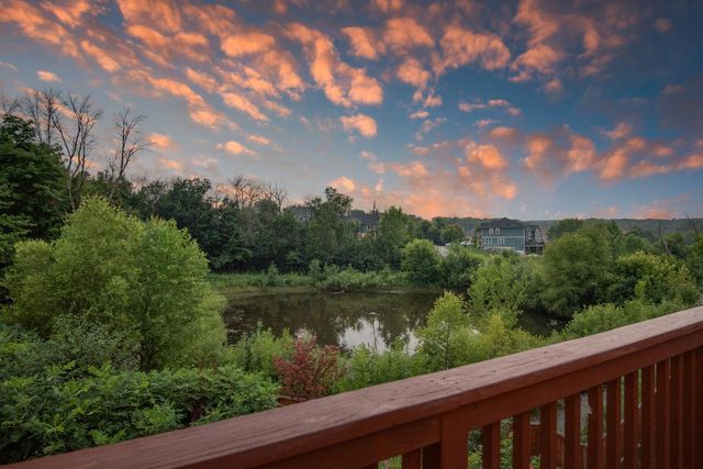 17330 50th Avenue N, Plymouth, MN 55446