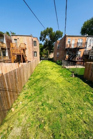 820 S Karlov Avenue, Chicago, IL 60624