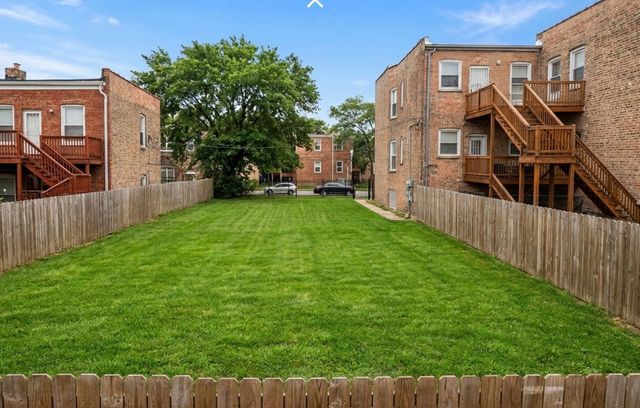 820 S Karlov Avenue, Chicago, IL 60624