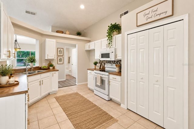 2117 FISH EAGLE STREET, Clermont, FL 34714