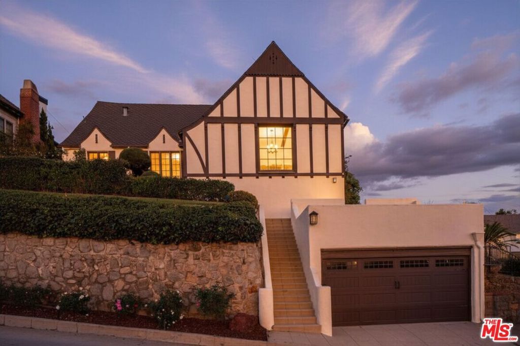 Image 47 of property listing at 755 Luton Drive, Glendale, CA 91206