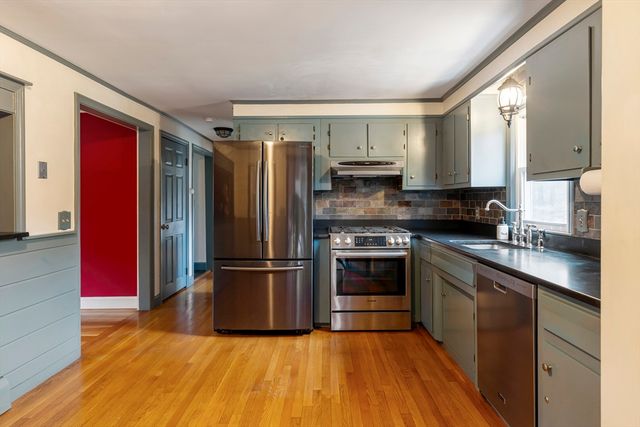 5 Suzanne Ter, Grafton, MA 01536